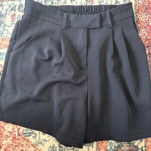 Navy Blue Women's Shorts, Size Small with Pockets (front)